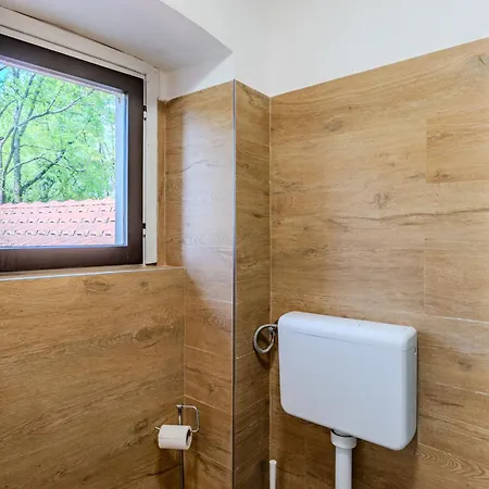 Nave Blu By Interhome