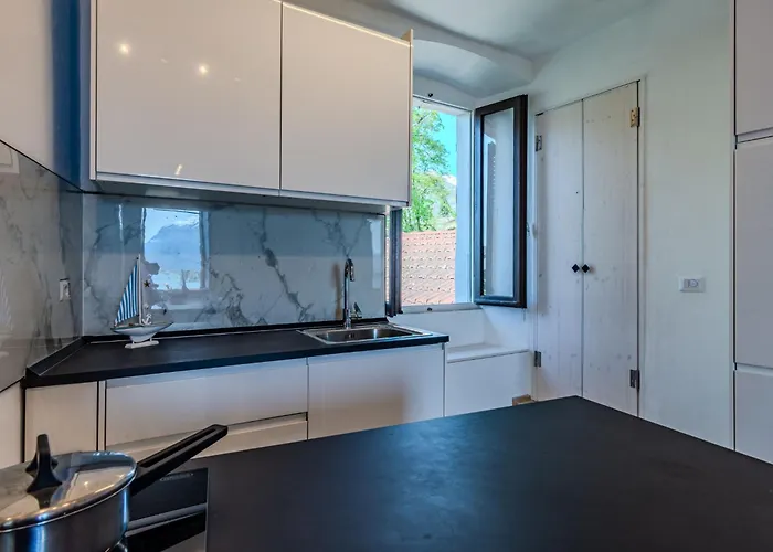 Nave Blu By Interhome *